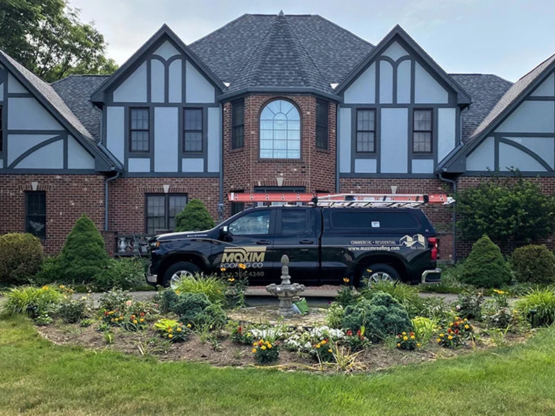 Maxim Roofing Co