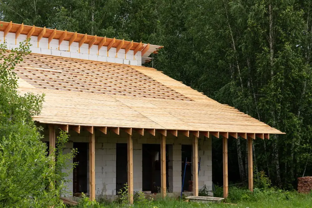 Open Eaves With Exposed Rafters
