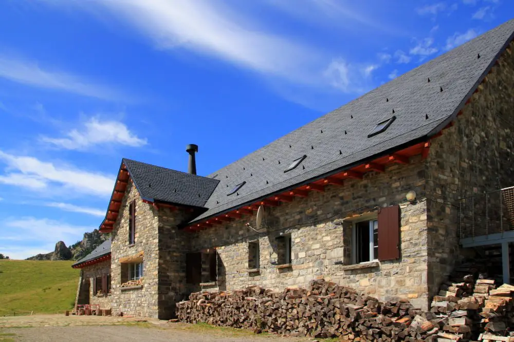 Slate Cabin Roof for Durability