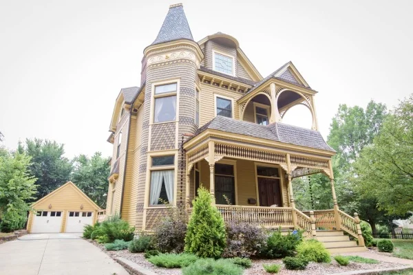 Seamless Gutters MN gutter installation Minnesota